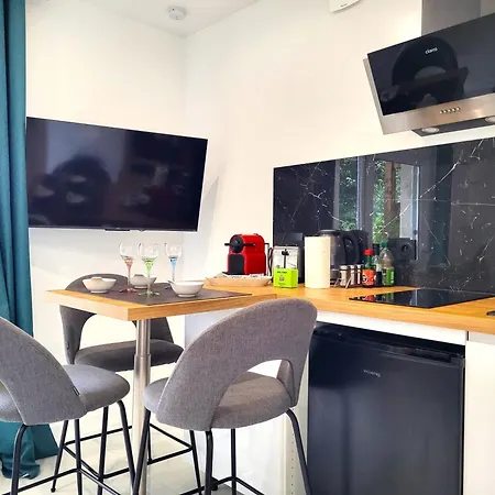 Le Bellevue - Beaux Appartements Avec Vue Splendide Palaiseau Exterior photo