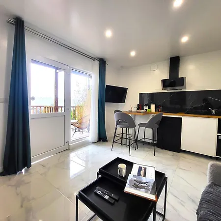 Le Bellevue - Beaux Appartements Avec Vue Splendide Palaiseau Exterior photo
